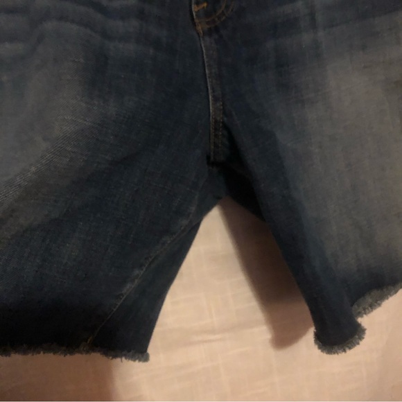 Jean shorts (cut offs) raw hem size 18/34 - Picture 5 of 5